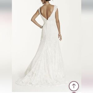 Lace trump wedding dress